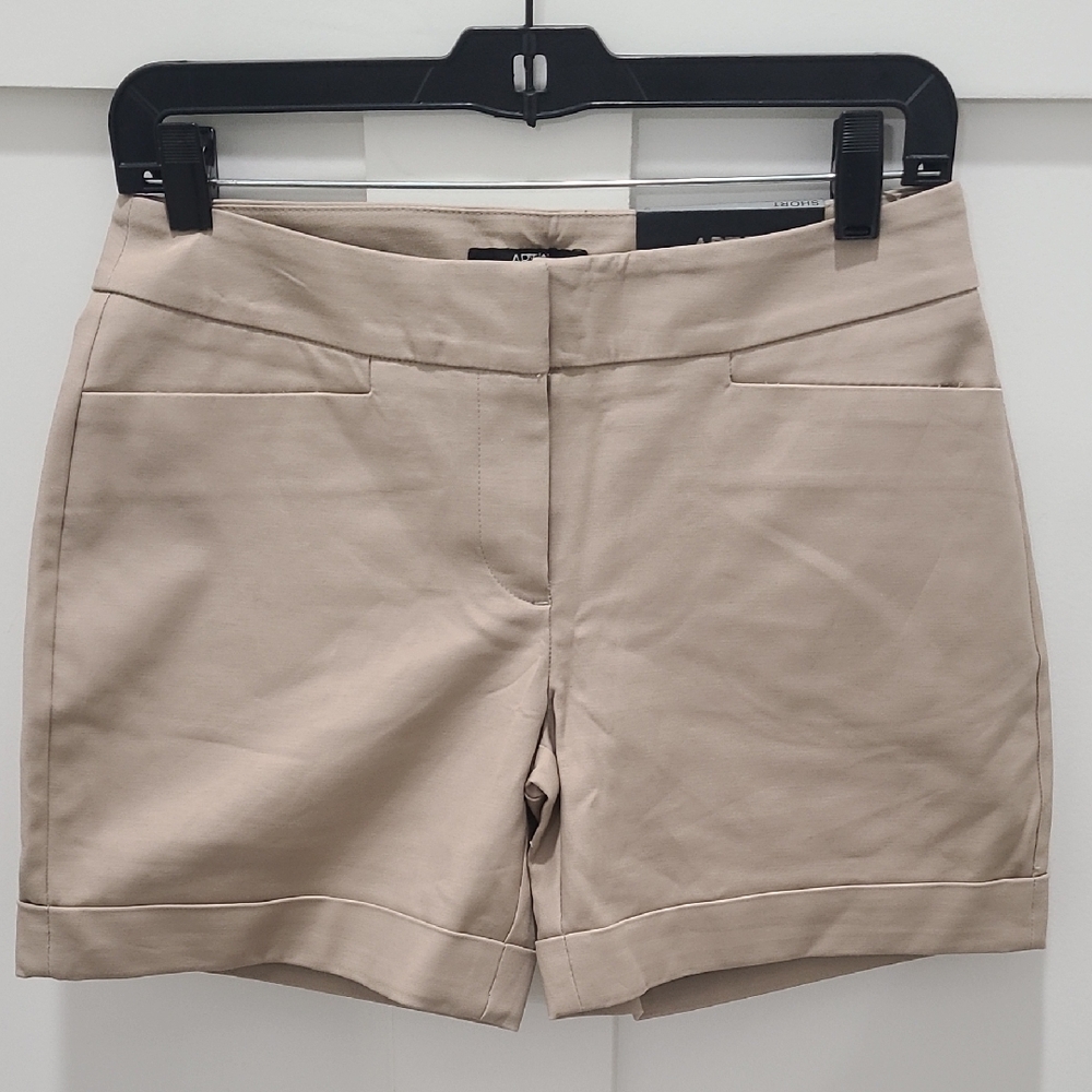 Apt. 9 Tan Cuffed Shorts NWT